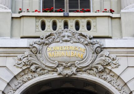 <strong>La Banque Nationale Suisse devrait maintenir ses taux inchangés alors que les indicateurs économiques s’harmonisent</strong>