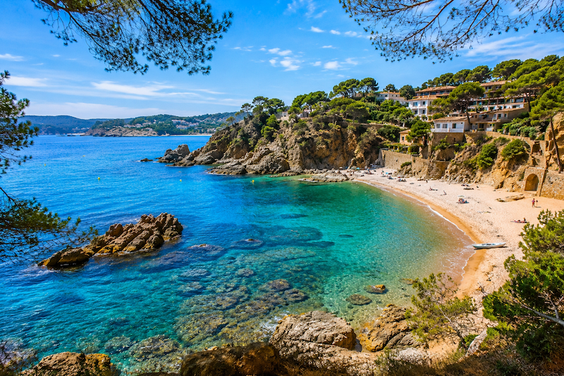 <strong>Vacances 2026 : le désir intact, le budget en question</strong>