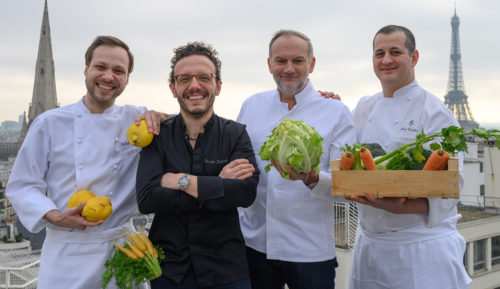 Le guide Michelin a récompensé ce jour le savoir-faire des talents du Palace et leur engagement pour une gastronomie durable