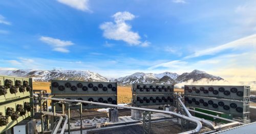 Accenture aide Climeworks à filtrer davantage de CO2 de l’air et à inciter un milliard de personnes à être positives sur le plan climatique