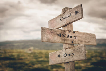 Trop de good vibes tuent-elles les vibes?