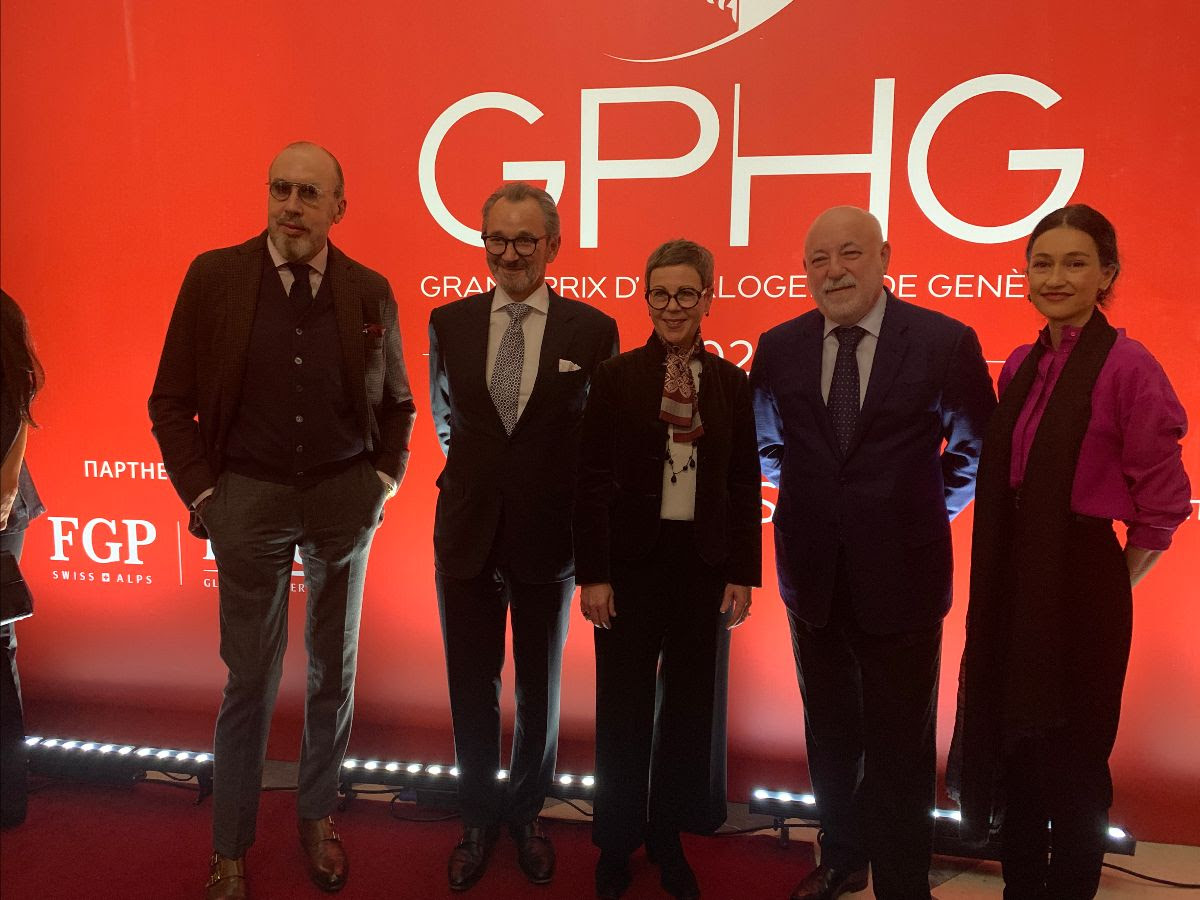 Les finalistes de l’édition 2021 du GPHG exposées à Saint-Pétersbourg
